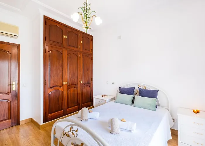 Rose Bay By Algarve Vacation Villa *