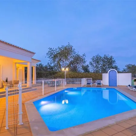Rose Bay - Refúgio Familiar Com Piscina Aquecível E Bbq Em * Albufeira